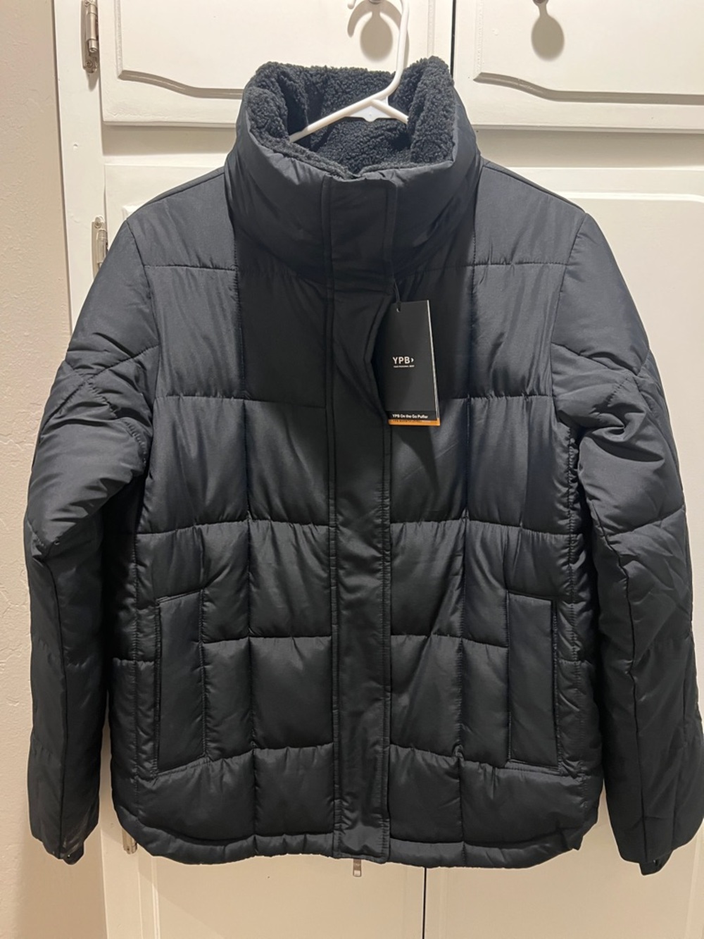 Abercrombie & Fitch Black Quilted Puffer Jacket
